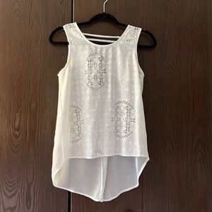 Signature Studio white eyelet front and sheer back blouse. Size Small